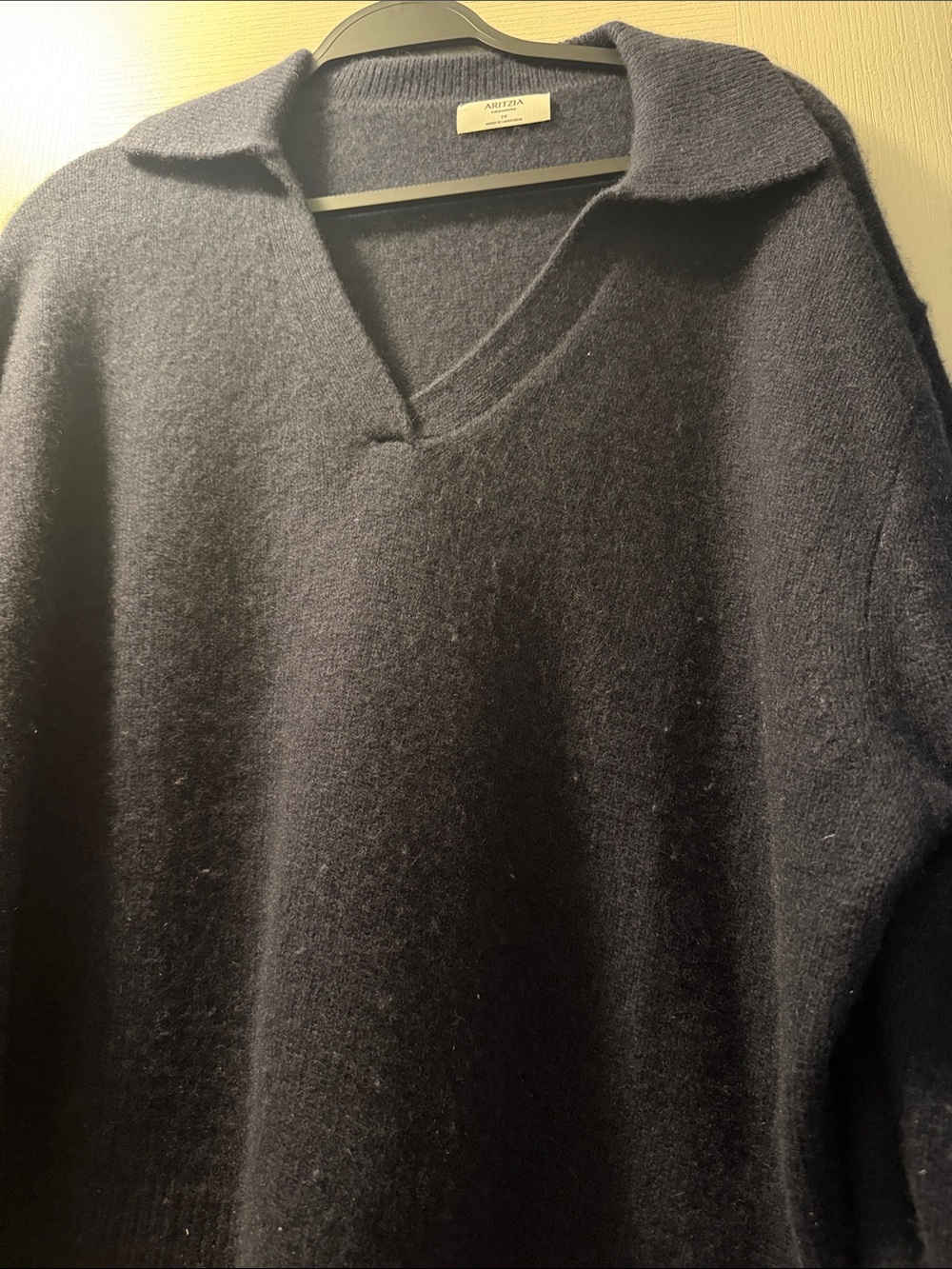 Aritzia Black V-Neck Collared Men's Sweater